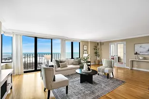 929 N Astor St, Milwaukee, WI 53202 - Photo 8