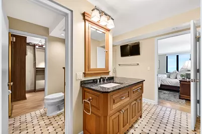 929 N Astor St #1506-08, Milwaukee, WI 53202 - Photo 28