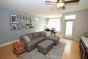 1915 N Water St, Milwaukee, WI 53202 - Photo 2