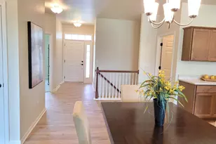 301 Deer Meadow Dr, Fredonia, WI 53021 - Photo 2
