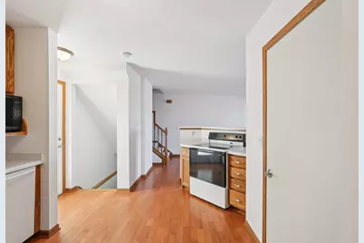 1078  4th St, Fond du Lac, WI 54935 - Photo 8