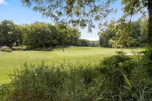 739 Eagleton Dr, Geneva, WI 53147 - Photo 4