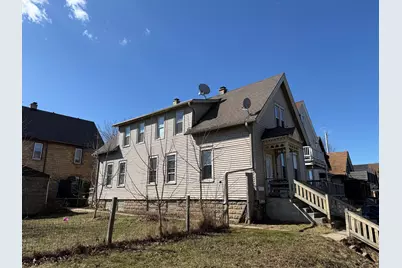 2305 W Burnham St #2305a, Milwaukee, WI 53204 - Photo 2