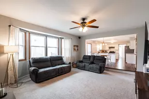 1205 Ayrshire Ln, Waukesha, WI 53186 - Photo 12
