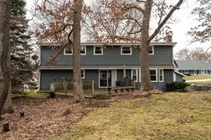 1205 Ayrshire Ln, Waukesha, WI 53186 - Photo 24