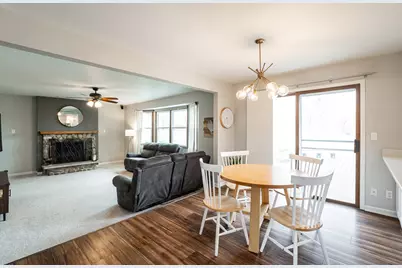 1205  Ayrshire Ln, Waukesha, WI 53186 - Photo 10