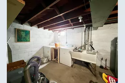 160 W Crawford Ave, Milwaukee, WI 53207 - Photo 24