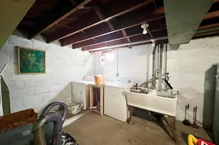 160 W Crawford Ave, Milwaukee, WI 53207 - Photo 24