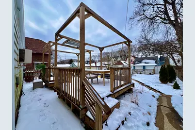 160 W Crawford Ave, Milwaukee, WI 53207 - Photo 26