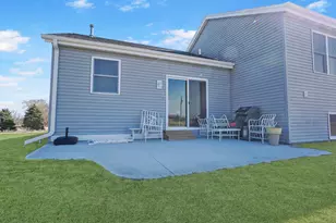 271 Hidden Bluff Rd, Belgium, WI 53013 - Photo 18