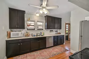 1907 E Wood Pl, Shorewood, WI 53211 - Photo 30