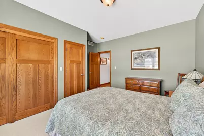 7864  Noah Ln, Wayne, WI 53090 - Photo 32