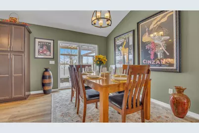 538  T-Bird Dr, Fond du Lac, WI 54935 - Photo 10