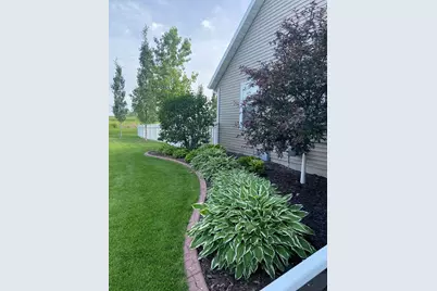 538  T-Bird Dr, Fond du Lac, WI 54935 - Photo 36