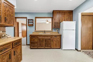 200 S Greenfield Ave, Waukesha, WI 53186 - Photo 16