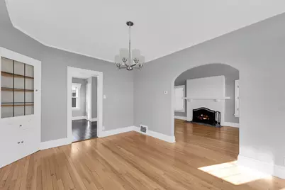 2066 S 107th St, West Allis, WI 53227 - Photo 14