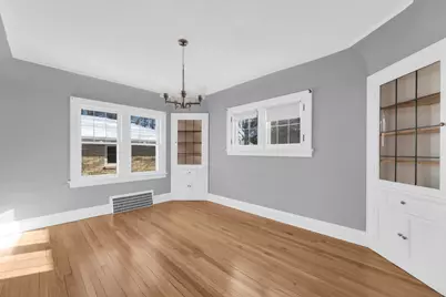 2066 S 107th St, West Allis, WI 53227 - Photo 12