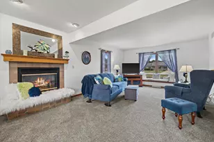 W350N6781 Baltic Pass, Oconomowoc, WI 53066 - Photo 6