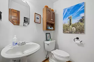 W350N6781 Baltic Pass, Oconomowoc, WI 53066 - Photo 18