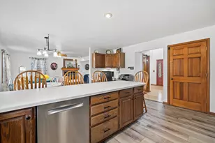 W350N6781 Baltic Pass, Oconomowoc, WI 53066 - Photo 14