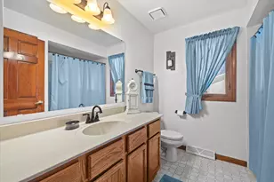 S47W25739 Wood Lilly Ln, Waukesha, WI 53189 - Photo 24