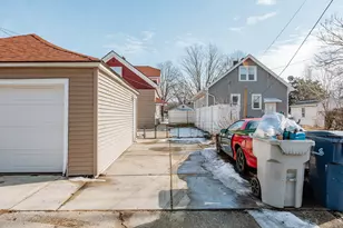 4919 N 52nd St, Milwaukee, WI 53218 - Photo 24