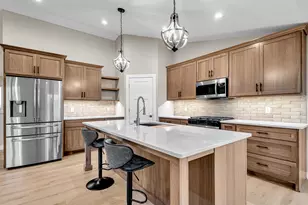 4915 Lincoln Wy, Sheboygan, WI 53083 - Photo 10