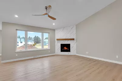 4915  Lincoln Way, Sheboygan, WI 53083 - Photo 6