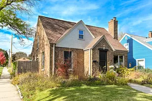 2877 S 46th St, Milwaukee, WI 53219 - Photo 40