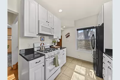 2877 S 46th St, Milwaukee, WI 53219 - Photo 16