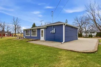 28 N Spencer St, Elkhorn, WI 53121 - Photo 6