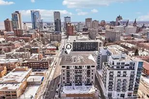 1325 N Van Buren St, Milwaukee, WI 53202 - Photo 44