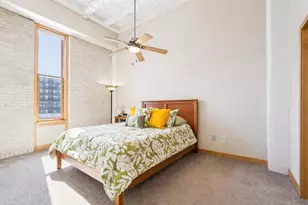 1325 N Van Buren St, Milwaukee, WI 53202 - Photo 26