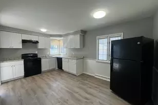 6827 N 44th St, Milwaukee, WI 53223 - Photo 42