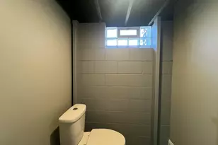 6827 N 44th St, Milwaukee, WI 53223 - Photo 68