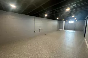 6827 N 44th St, Milwaukee, WI 53223 - Photo 54