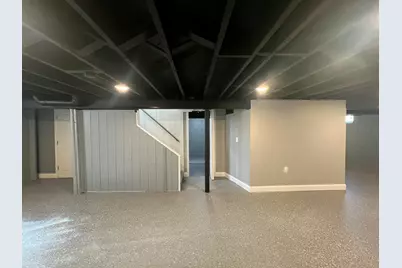 6827 N 44th St, Milwaukee, WI 53223 - Photo 60