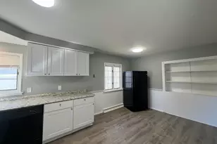 6827 N 44th St, Milwaukee, WI 53223 - Photo 44