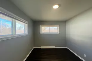 6827 N 44th St, Milwaukee, WI 53223 - Photo 22