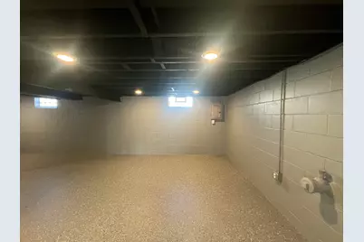 6827 N 44th St, Milwaukee, WI 53223 - Photo 58