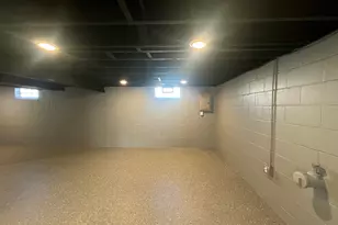 6827 N 44th St, Milwaukee, WI 53223 - Photo 58