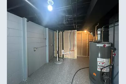 6827 N 44th St, Milwaukee, WI 53223 - Photo 80