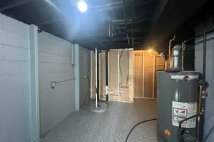 6827 N 44th St, Milwaukee, WI 53223 - Photo 80