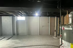 6827 N 44th St, Milwaukee, WI 53223 - Photo 72