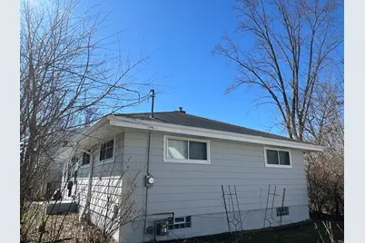 6827 N 44th St, Milwaukee, WI 53223 - Photo 2