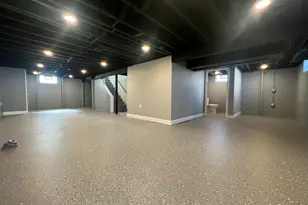 6827 N 44th St, Milwaukee, WI 53223 - Photo 56