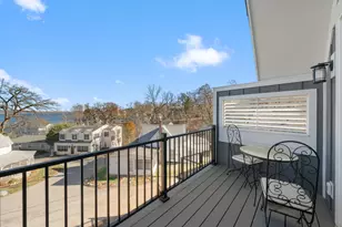 422 S Lake Shore Dr, Fontana, WI 53125 - Photo 2