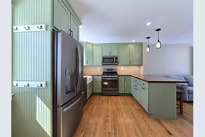 N65W24157  Poplar Ave, Sussex, WI 53089 - Photo 8