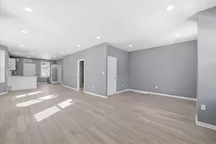 3341 N Richards St, Milwaukee, WI 53212 - Photo 14