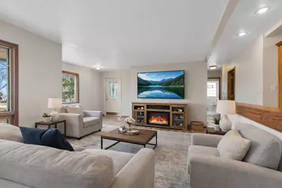 1407 W Mallory Ave, Milwaukee, WI 53221 - Photo 22